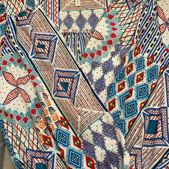 Romper - Picture 2 of 4